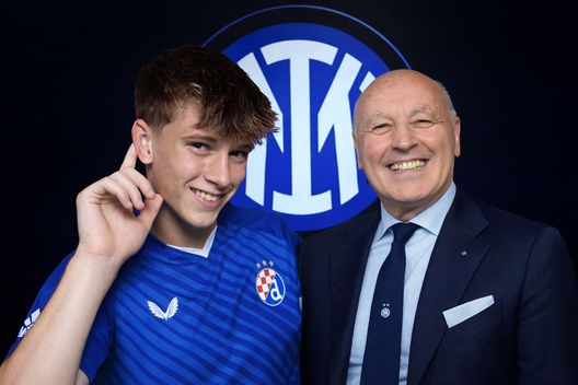 Jakirovic, siparietto Marotta-Boban in diretta: “Fatto un sondaggio, ottimisti”. “A domani, Beppe”- immagine 2