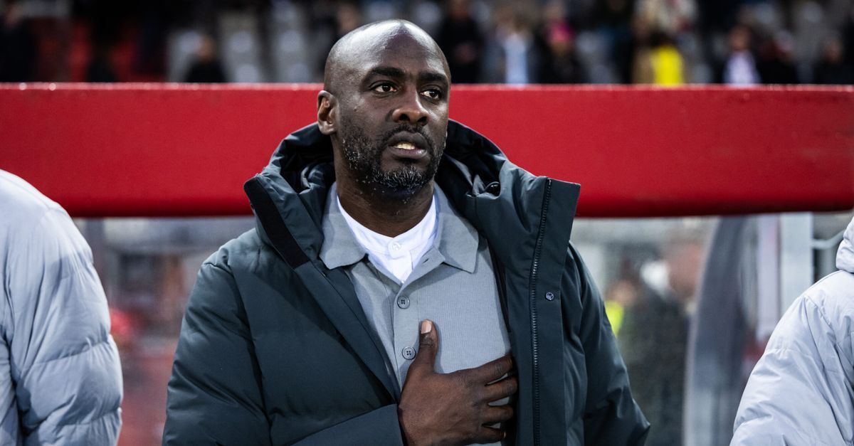 Due mesi al Mondiale e il Ghana è senza allenatore: esonerato Otto Addo