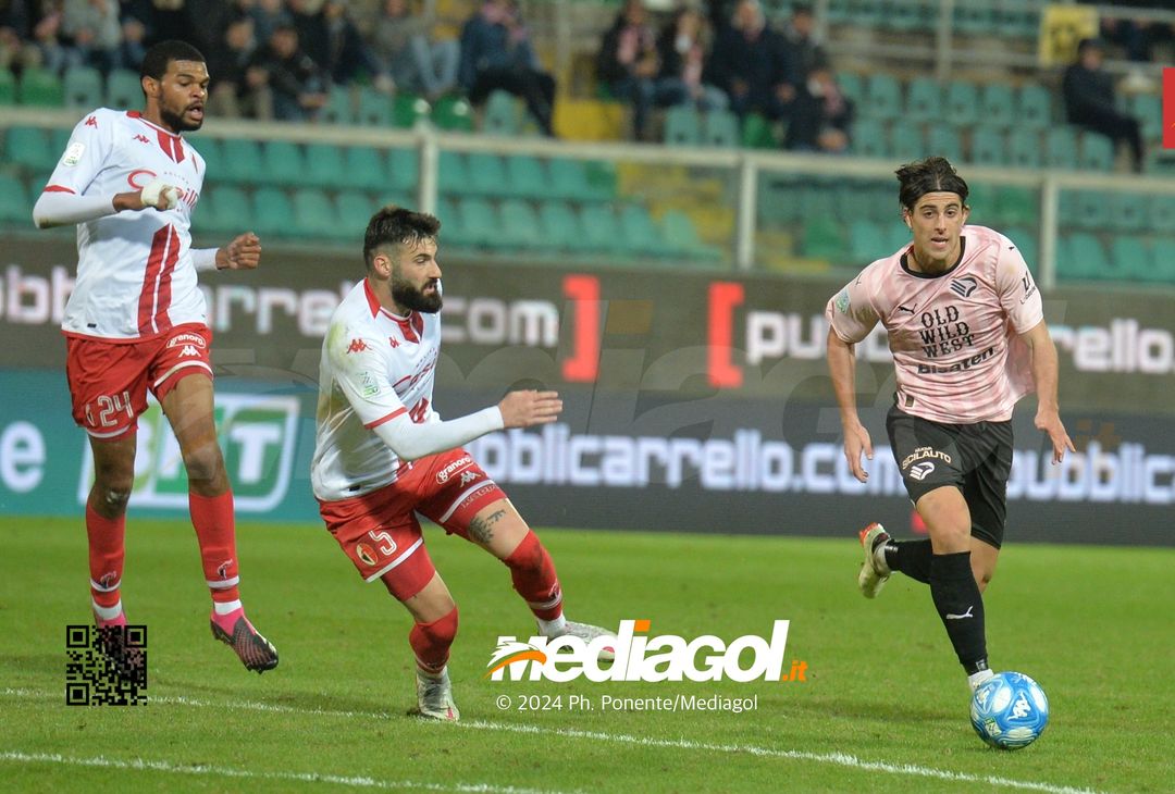 FOTO Palermo-Bari 3-0, 23ª giornata Serie B 2023-2024 (GALLERY) - immagine 71