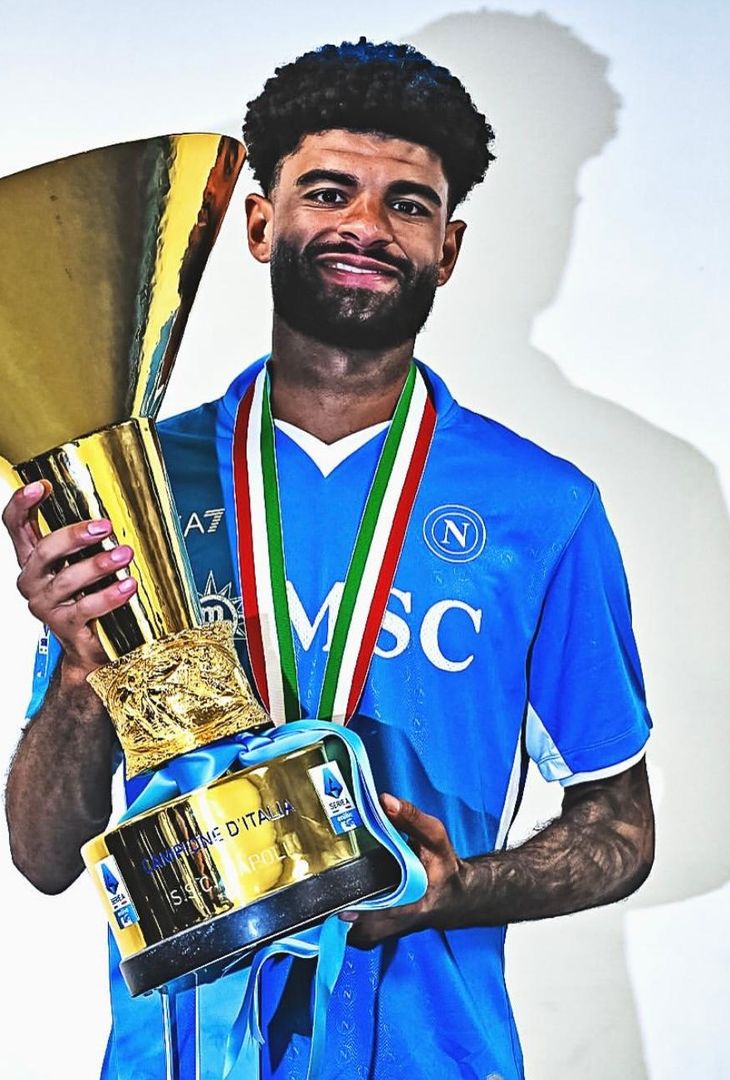 GALLERY Una coppa, mille emozioni: i ritratti dei campioni azzurri col trofeo - immagine 9