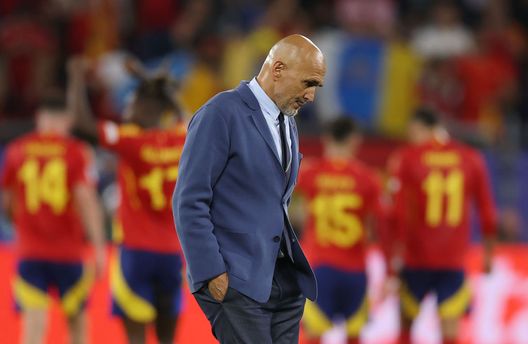 Spalletti deluso dopo la sconfitta con la Spagna Spalletti deluso dopo la sconfitta con la Spagna