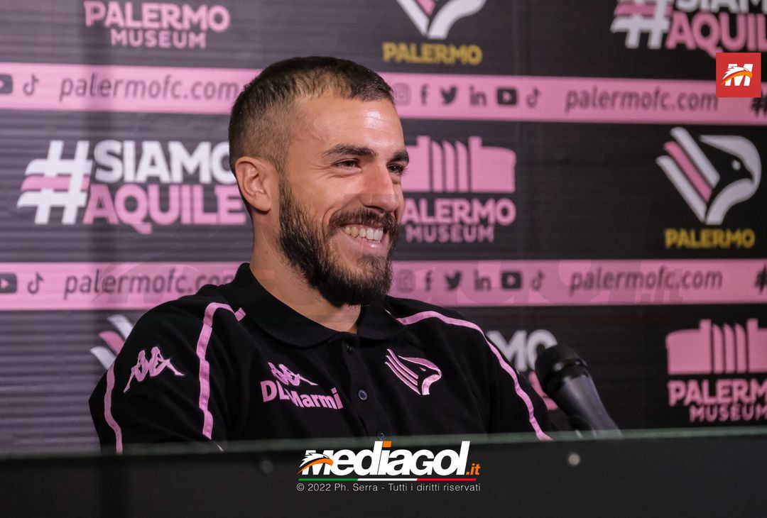 FOTO RITIRO PALERMO, la conferenza stampa di Nicola Valente (Gallery) - immagine 37