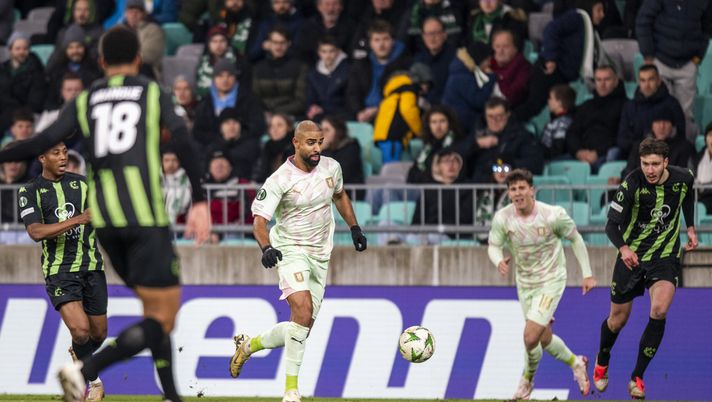 LJUBLJANA, SLOVENIA - DECEMBER 12: David Sualehe of Olimpija Ljubljana controls the ball during the UEFA Conference League 2024/25 League Phase MD5 match between NK Olimpija Ljubljana and Cercle Brugge KSV at Stozice Stadium on December 12, 2024 in Ljubljana, Slovenia. (Photo by Jurij Kodrun/Getty Images) Porto, la verità di David Sualehe: “Dopo un selfie con un’amica tifosa del Benfica non ho più giocato” - immagine 1