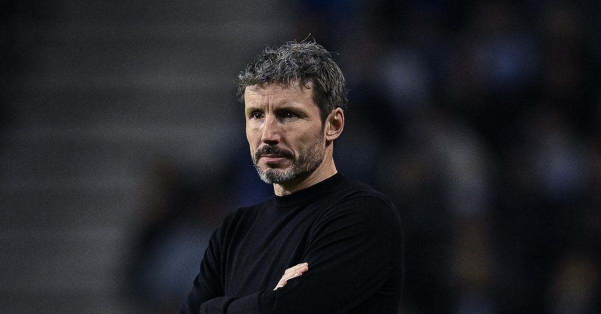 Van Bommel: “Oggi Seedorf prime non sarebbe nella Top 20 dei centrocampisti” Van Bommel: “Oggi Seedorf prime non sarebbe nella Top 20 dei centrocampisti”