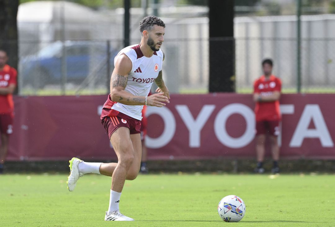 Trigoria, continua la preparazione dei giallorossi in vista del Genoa – FOTOGALLERY - immagine 17