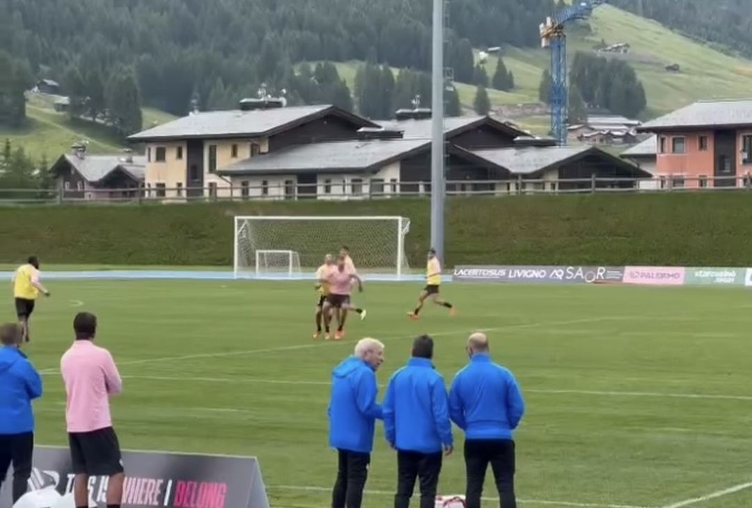 FOTO Ritiro Palermo, gli scatti della seduta mattutina dei rosanero (Gallery) - immagine 54