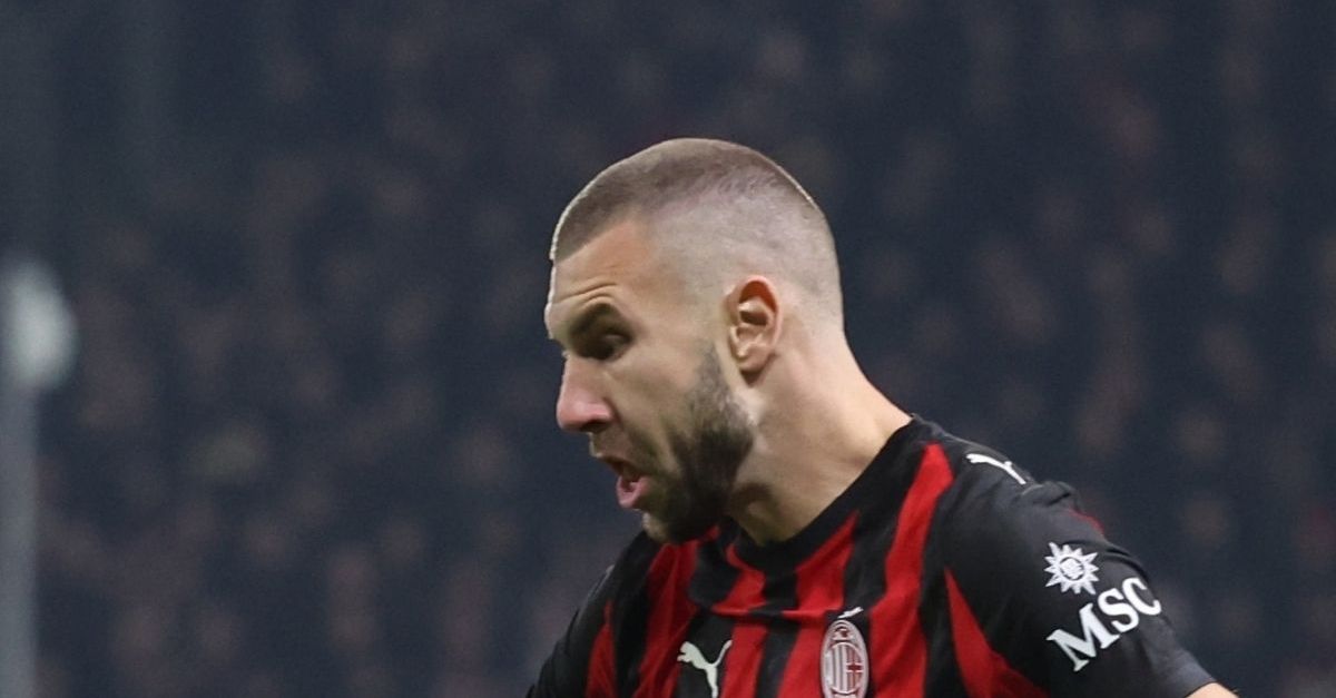 Milan, Pavlovic: “Sono in un club enorme. Quando vinciamo non esiste posto più bello, ma…”