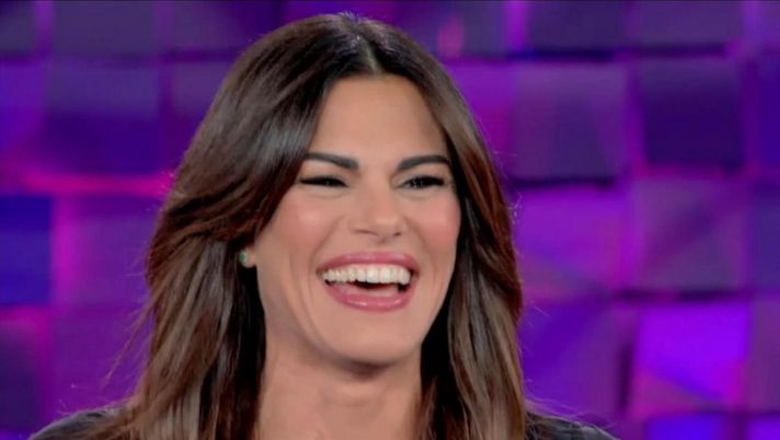 Bianca Guaccero: “Attacchi di panico? Ho lottato. Giovanni? Con lui voglio costruire una…”  Bianca Guaccero: “Attacchi di panico? Ho lottato. Giovanni? Con lui voglio costruire una…” - immagine 1