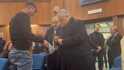 Lazio, l’arrivo del patron alla conferenza per la partnership con la Regione – VIDEO