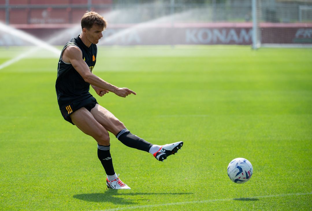 Roma, l’allenamento a Trigoria a due giorni dall’Empoli – FOTO GALLERY - immagine 7