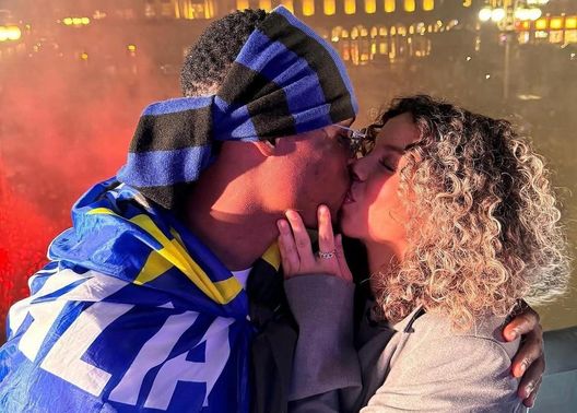 Lady Dumfries: “Non mi definisco moglie di un calciatore. A Milano sono nel posto perfetto” Lady Dumfries: “Non mi definisco moglie di un calciatore. A Milano sono nel posto perfetto” - immagine 1