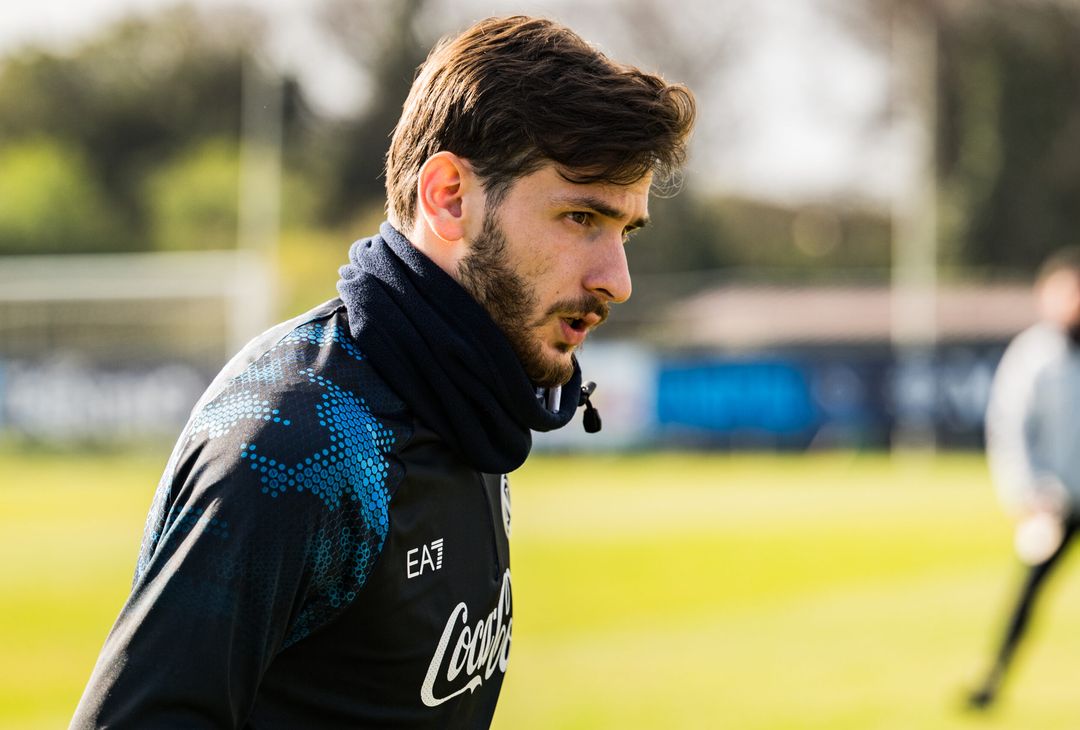 Allenamento a Castel Volturno agli ordini di Conte