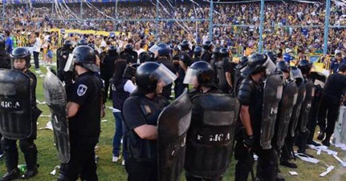 Argentina, tifosa del Rosario Central uccisa prima del match Argentina, tifosa del Rosario Central uccisa prima del match