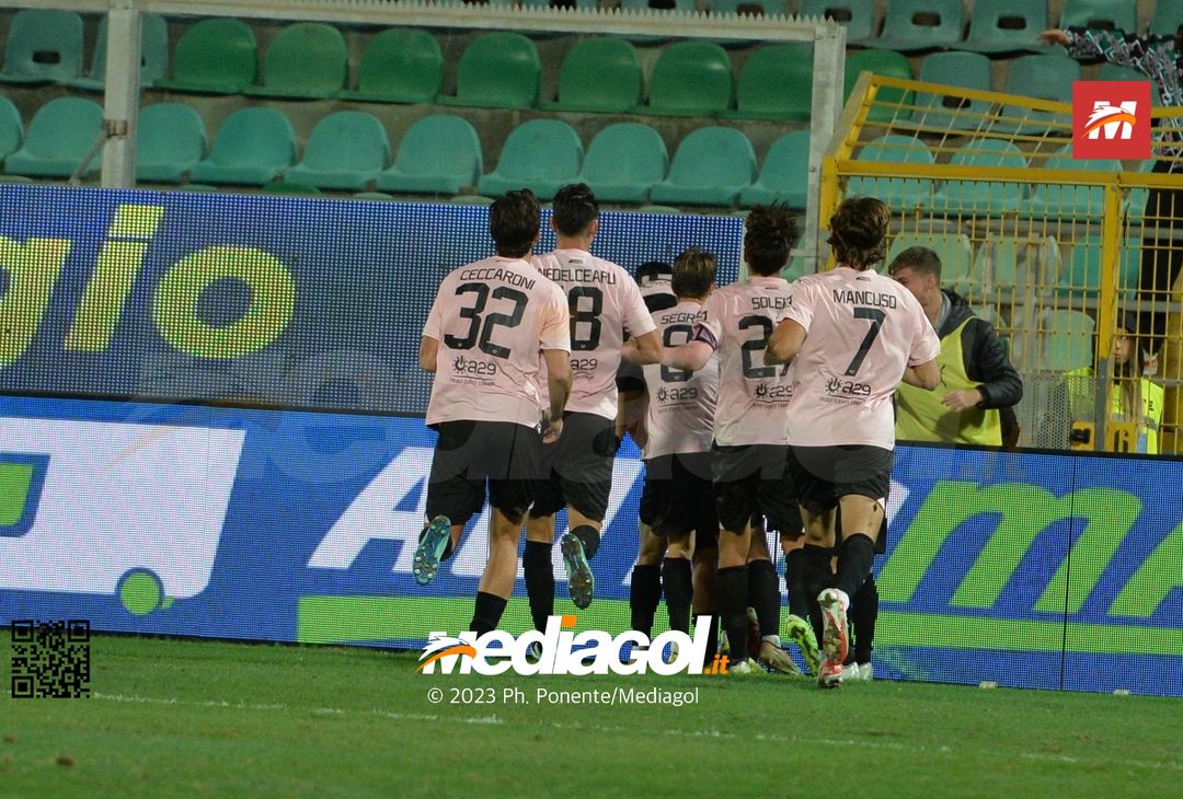 FOTO Palermo-Cremonese 3-2, 19ª giornata Serie B 2023-2024 (GALLERY) - immagine 35