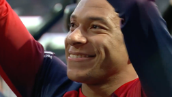 VIDEO SKY / Mbappé sotto la curva, gigantografia per l’ultima col Psg