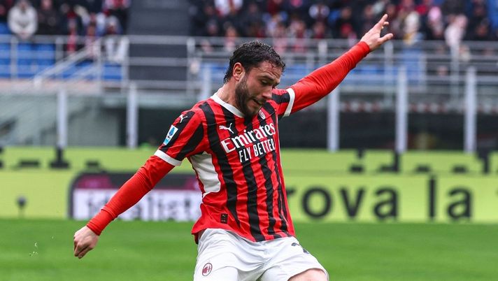 Milan-Napoli, Calabria festeggia la vittoria: 'Perfect night'