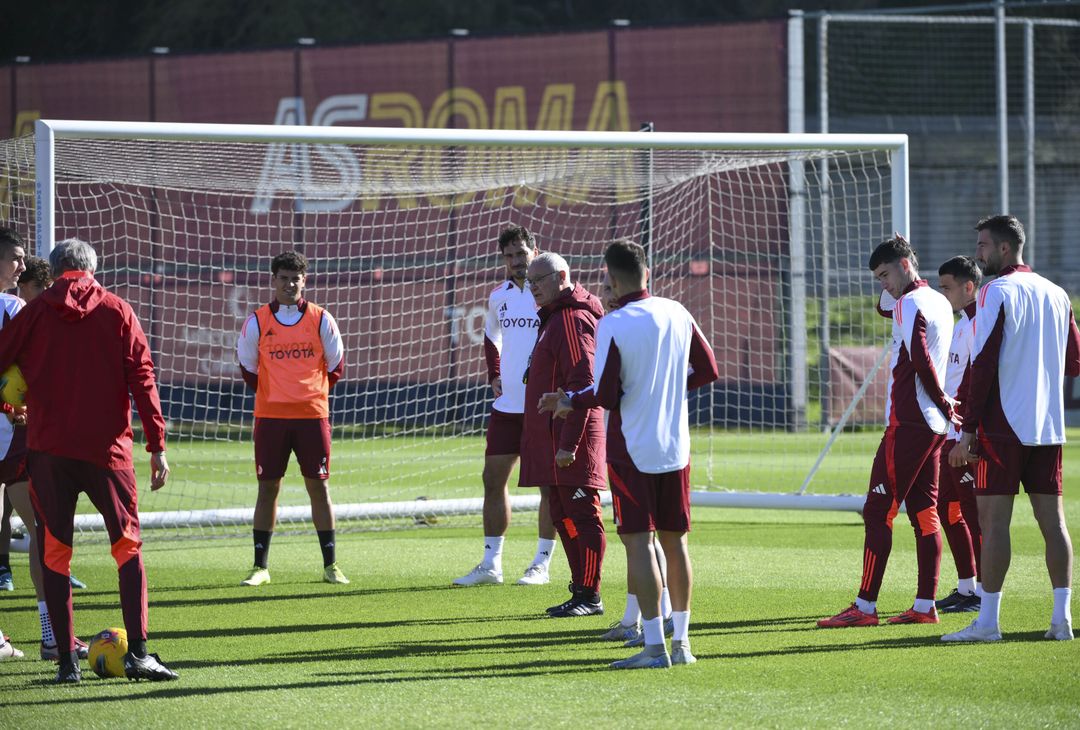 Trigoria, terzo allenamento di Ranieri sotto gli occhi di Tommasi – FOTO GALLERY - immagine 21