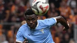 Gazzetta – Lazio, Dele Bashiru non convince. Dal cambio di modulo al ruolo di Dia e… Vecino