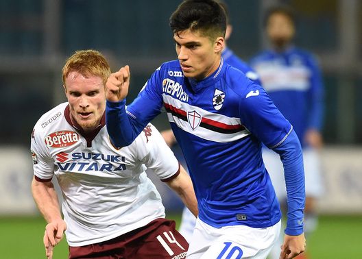 Gazzi in azione contro la Sampdoria