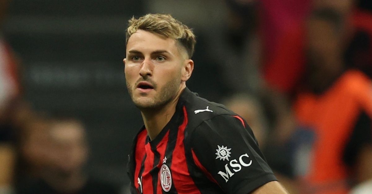 Vlahovic, Giménez e Dovbyk: Milan, le ultime mosse di calciomercato