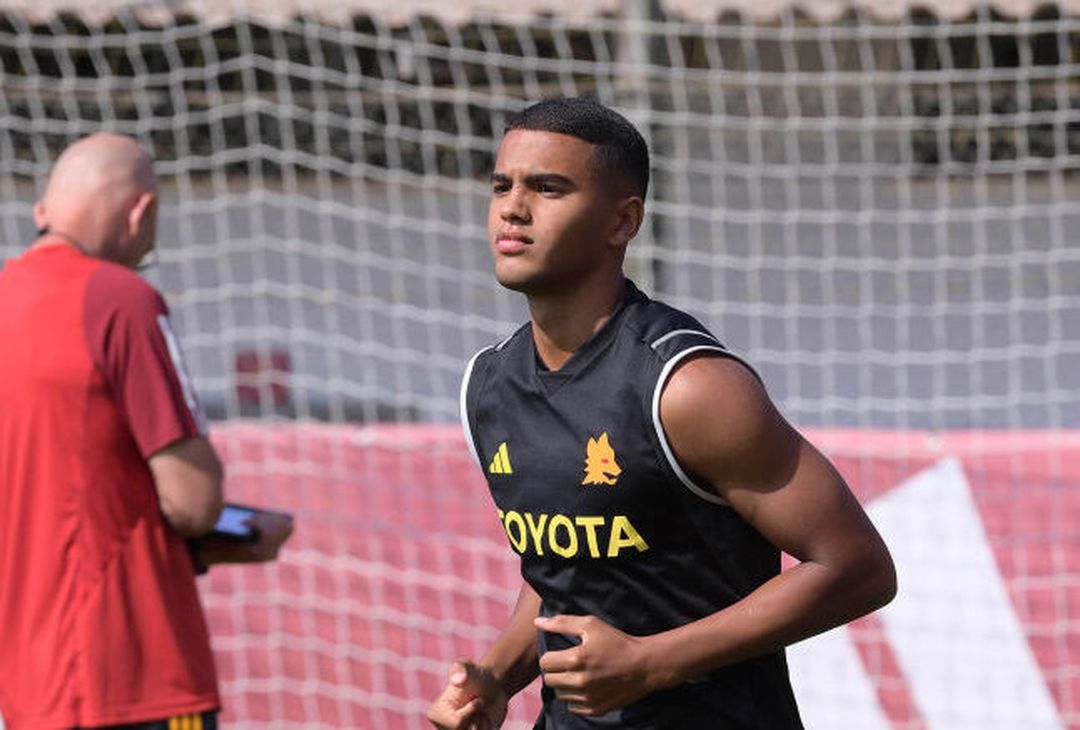 Roma, rifinitura prima della partenza per Cagliari – FOTO GALLERY - immagine 38