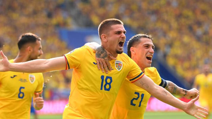 FRANKFURT AM MAIN, GERMANY - JUNE 26: Razvan Marin celebrates scoring his team's first goal from the penalty spot with Nicolae Stanciu of Romania during the UEFA EURO 2024 group stage match between Slovakia and Romania at Frankfurt Arena on June 26, 2024 in Frankfurt am Main, Germany. (Photo by Stu Forster/Getty Images) Slovacchia-Romania parla italiano: gol dalla Serie A, a segno Duda e Marin - immagine 1