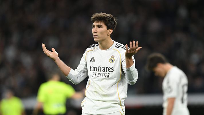 MADRID, SPAIN - FEBRUARY 14: Gonzalo Garcia of Real Madrid
reacts during the LaLiga EA Sports match between Real Madrid CF and Real Sociedad at Estadio Santiago Bernabeu on February 14, 2026 in Madrid, Spain. (Photo by Denis Doyle/Getty Images) Gonzalo Garcia si racconta tra gol, università e ambizione per un futuro brillante - immagine 1