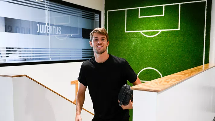Rugani, l’agente: “Ajax salto di qualità. Danilo? A Napoli giocherebbe poco” - immagine 1