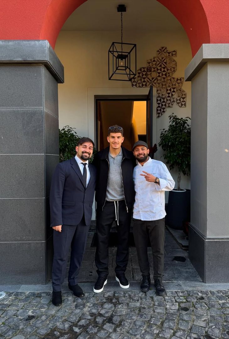 Capitan Di Lorenzo a pranzo a Casa Colonica a Portici