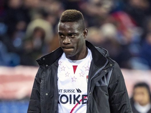 Sion retrocesso in Serie B svizzera, il ds stronca Balotelli: “Su di lui ci siamo sbagliati totalmente” Sion retrocesso in Serie B svizzera, il ds stronca Balotelli: “Su di lui ci siamo sbagliati totalmente” - immagine 1