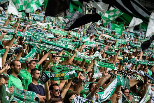 Insulti e offese nei confronti dell’arbitro: sospeso l’allenatore del Saint-Etienne femminile- immagine 2