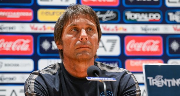 “Spogliarello in caso di scudetto del Napoli?”: la risposta di Caterina Balivo… con promessa- immagine 4