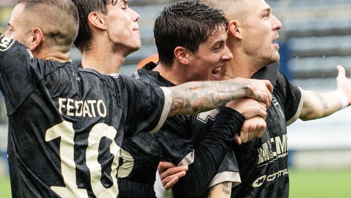 Foto: Treviso FBC Facebook Serie D, la 10ª giornata: il Treviso vince con il Cjarlins e tenta la fuga. Este unica imbattuta del girone - immagine 1