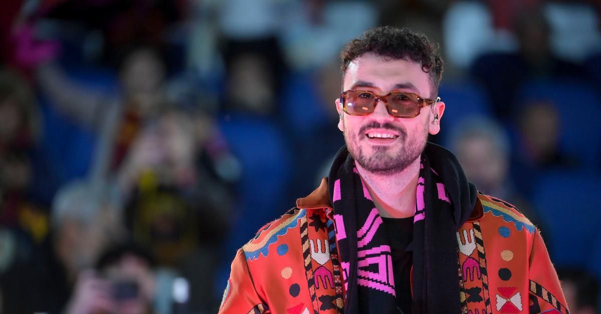 Carl Brave, nuovo album e singolo con Sarah Toscano: “Volevo una pischella fresh, lei perfetta”