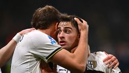 Serie A, Oristanio risponde al super gol di Folorunsho: 1-1 tra Parma e Cagliari