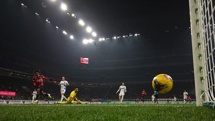 MILAN, ITALY - DECEMBER 03: Samuelò Chukwueze of AC Milan scores the opening goal goal during the Coppa Italia match between AC Milan and Sassuolo at Stadio Giuseppe Meazza on December 03, 2024 in Milan, Italy. (Photo by Claudio Villa/AC Milan via Getty Images) Coppa Italia, Milan-Roma a San Siro nei quarti: ecco perchè - immagine 1