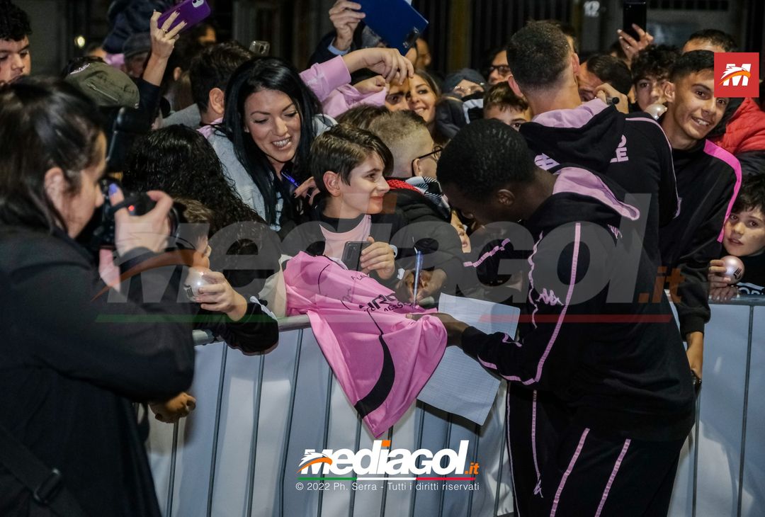 FOTO Palermo: Accardi, Saric e Gomes accendono l’albero al ‘Barbera’ (Gallery) - immagine 29