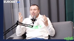 Cassano durissimo: “Milan-Juve? Partita di merda, fatiscente! Leao una pippa”