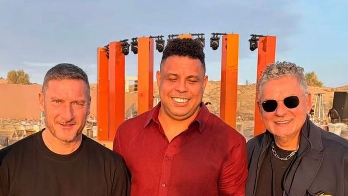 Totti con Ronaldo e Baggio: a Dubai lo scatto delle tre leggende – FOTO - immagine 1