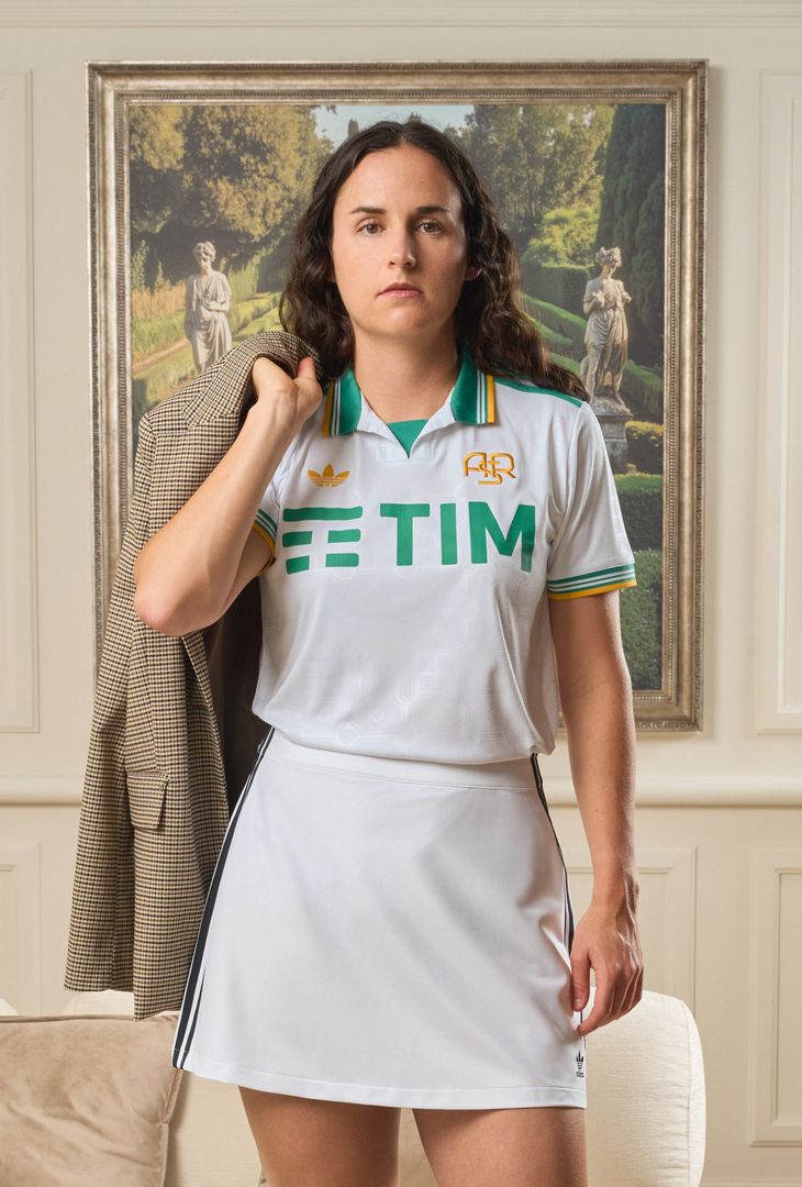 Roma, in vendita la terza maglia con l’acronimo ASR – FOTO GALLERY - immagine 9