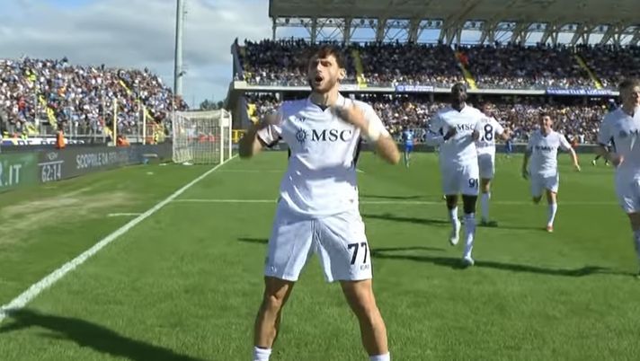VIDEO Empoli-Napoli 0-1, decisivo il rigore di Kvara: gli highlights del match - immagine 1