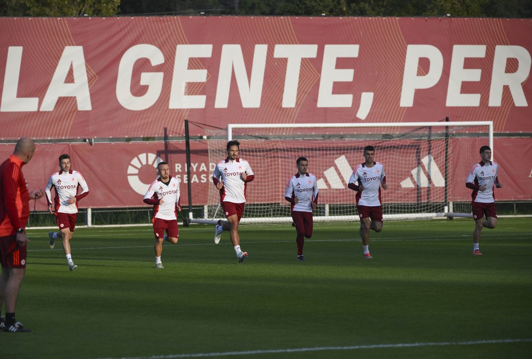 Trigoria, il primo allenamento agli ordini di Ranieri – FOTO GALLERY - immagine 17