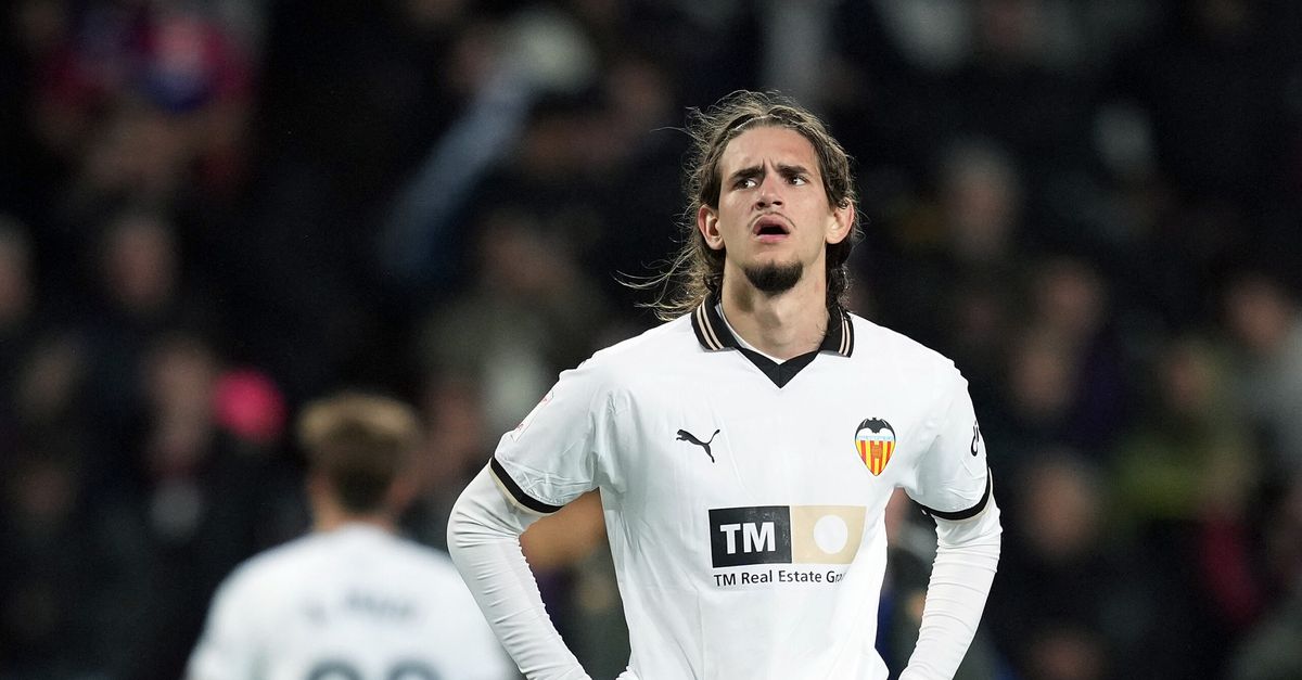Inter, è Gasiorowski del Valencia il 'mister X' per la difesa sì di