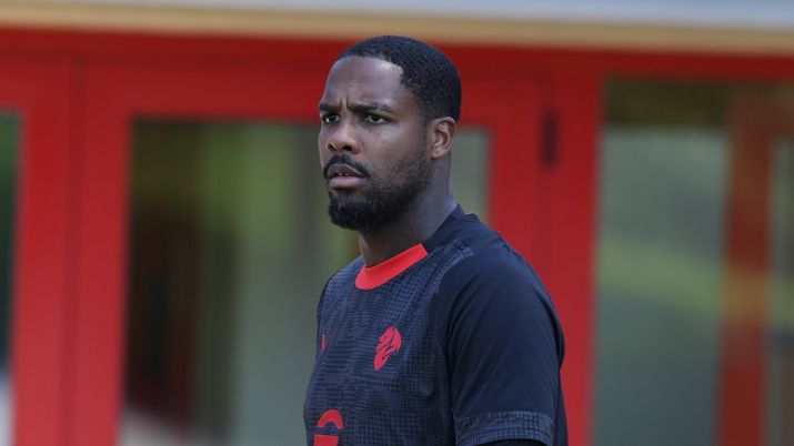 Mike Maignan (portiere AC Milan), qui durante una seduta di allenamento con i rossoneri a Milanello | Milan News (Getty Images) Maignan messaggio criptico: 'Prima o poi, il Milan risorgerà'. Il futuro può essere in dubbio