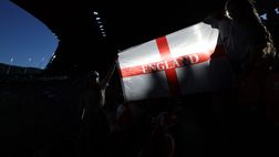 Follia in Inghilterra: tifoso si vende la casa per seguire la Nazionale ai Mondiali!