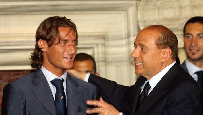 Scomparsa di Berlusconi, Totti: “Un onore averti conosciuto” Scomparsa di Berlusconi, Totti: “Un onore averti conosciuto” - immagine 1