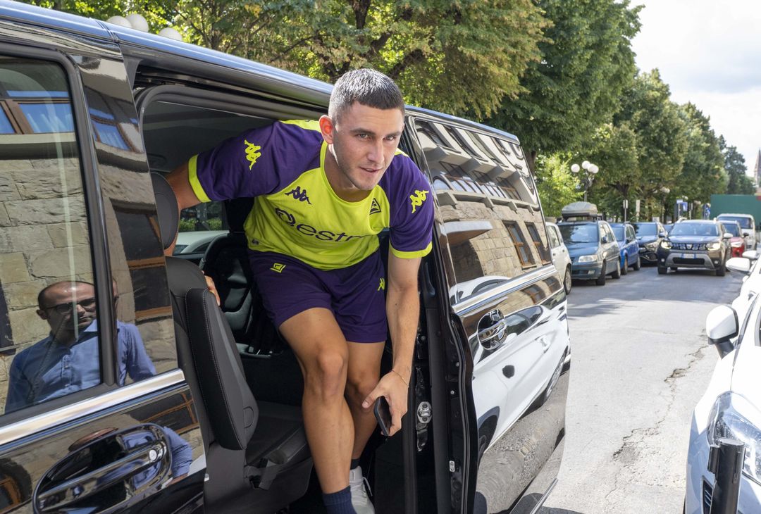 GALLERY VN – Ecco Piccoli alle visite mediche con la Fiorentina - immagine 12