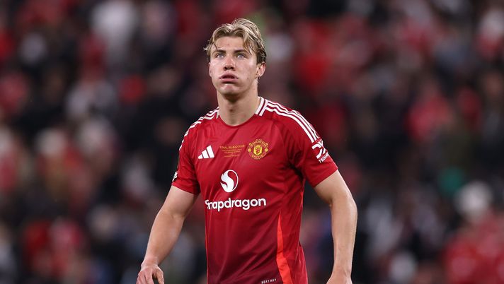 E' ormai solo questione di tempo per il trasferimento a Napoli dell'attaccante danese del Manchester United Rasmus Hojlund hojlund napoli