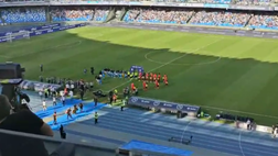 Napoli-Lecce, la reazione dei tifosi all’entrata in campo dei calciatori azzurri