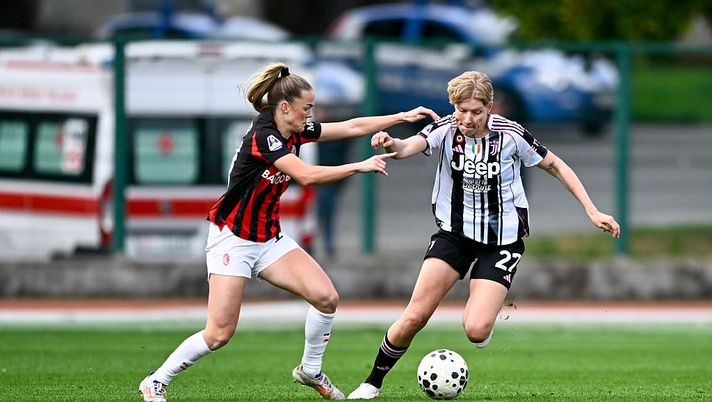 BIELLA, ITALY - MARCH 15: Paulina Krumbiegel of Juventus Women during the football match between Juventus Woman and AC Milan at Stadio Comunale Vittorio Pozzo Lamarmora on March 15, 2026 in Biella, Italy. (Photo by Alberto Gandolfo - Juventus/Juventus FC via Getty Images) Juventus-Milan Femminile, le rossonere vincono grazie al gol di Kyvag - immagine 1